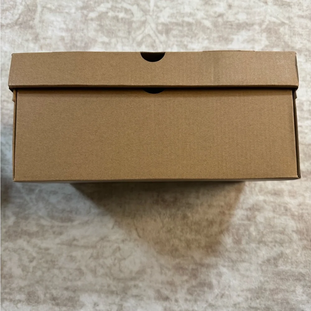 Skims‎ x The North Face Shoe Box EMPTY
